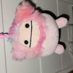 Brand new Squishmallows Caparinne the Light Pink Bigfoot Clip-On Plush Toy